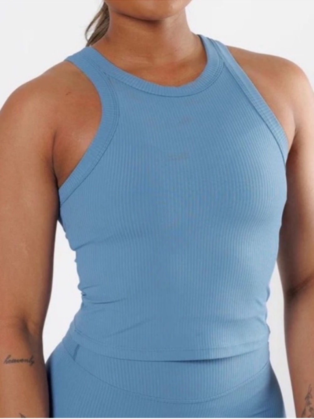 Paragon Fitwear
CloudRib™ Classic Mid Tank air sign Small